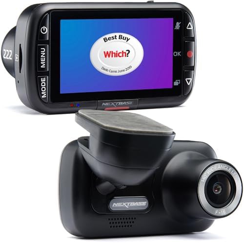 Full HD dash cam with magnetic mount