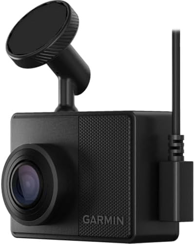 Compact dash camera with wide view lens — photo 3